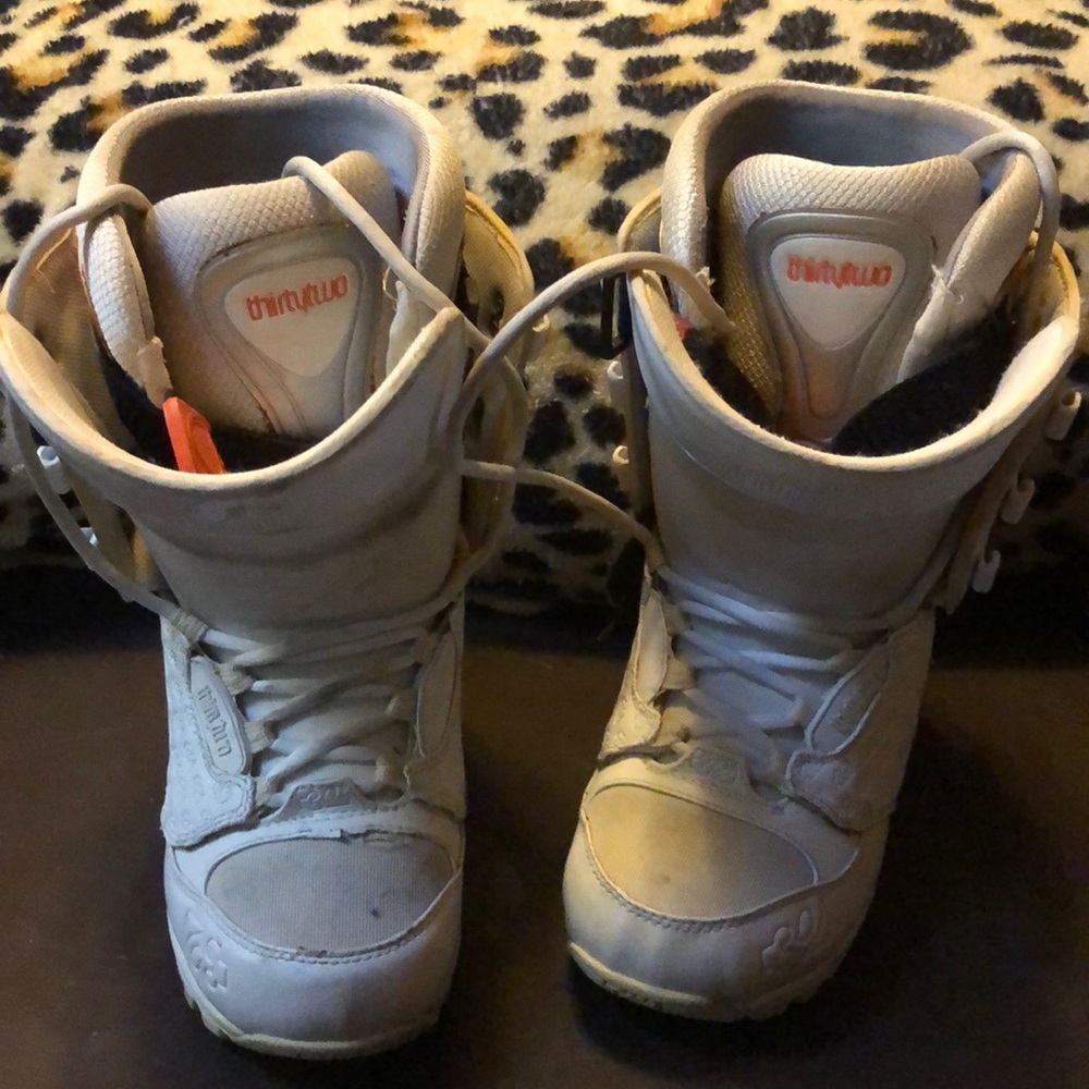 Thirtytwo women snowboarding boots